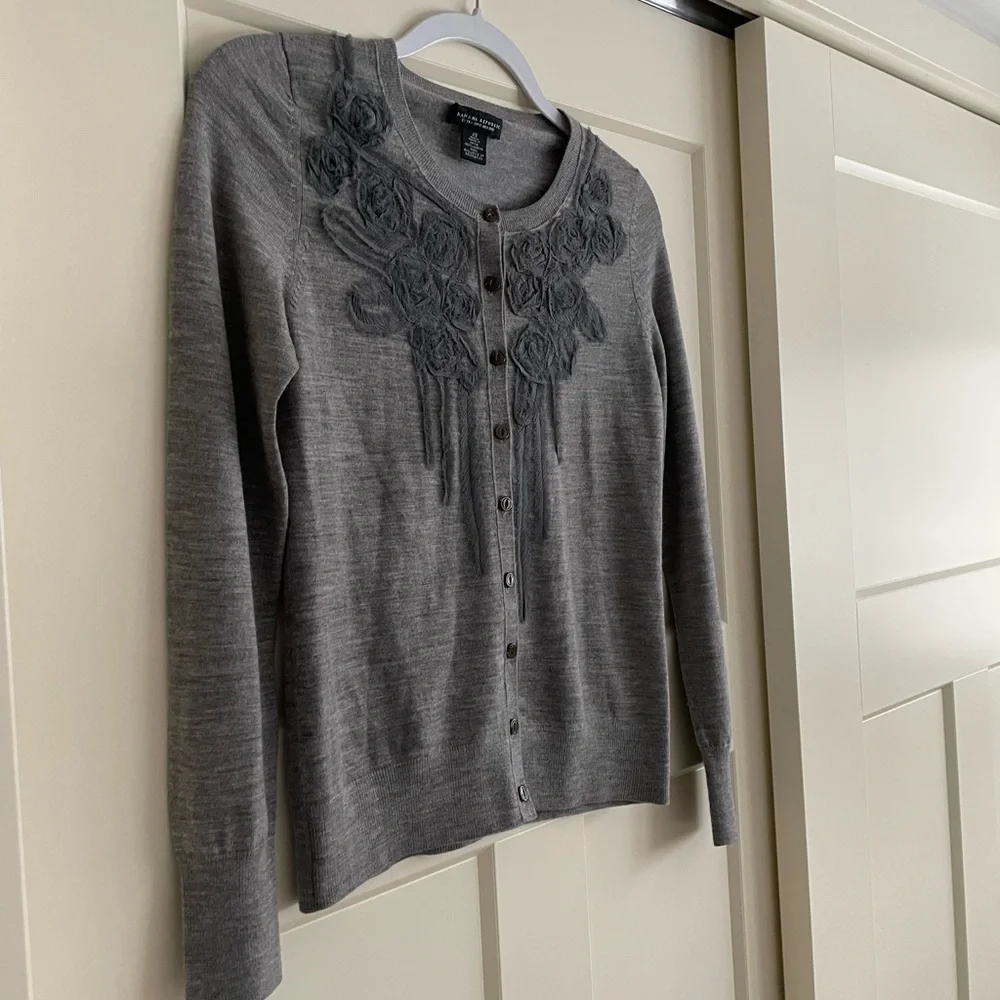 Banana Republic 100% Merino Wool cardigan, size XS. - Picture 4 of 9